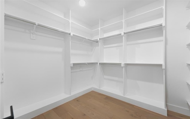 903 Dupont Circle, Corsicana, TX 75110, 4 Bedrooms Bedrooms, ,5 BathroomsBathrooms,Residential,For Sale,903 Dupont Circle,0,21202406