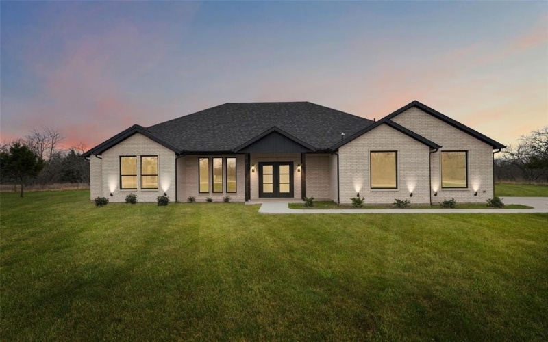 903 Dupont Circle, Corsicana, TX 75110, 4 Bedrooms Bedrooms, ,5 BathroomsBathrooms,Residential,For Sale,903 Dupont Circle,0,21202406