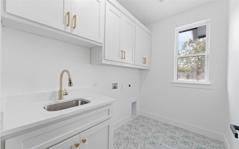 903 Dupont Circle, Corsicana, TX 75110, 4 Bedrooms Bedrooms, ,5 BathroomsBathrooms,Residential,For Sale,903 Dupont Circle,0,21202406