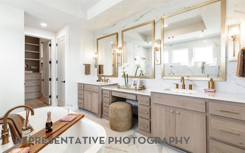 1821 Wheatgrass Lane, Flower Mound, TX 76226, 4 Bedrooms Bedrooms, ,5 BathroomsBathrooms,Residential,For Sale,1821 Wheatgrass Lane,0,21202938