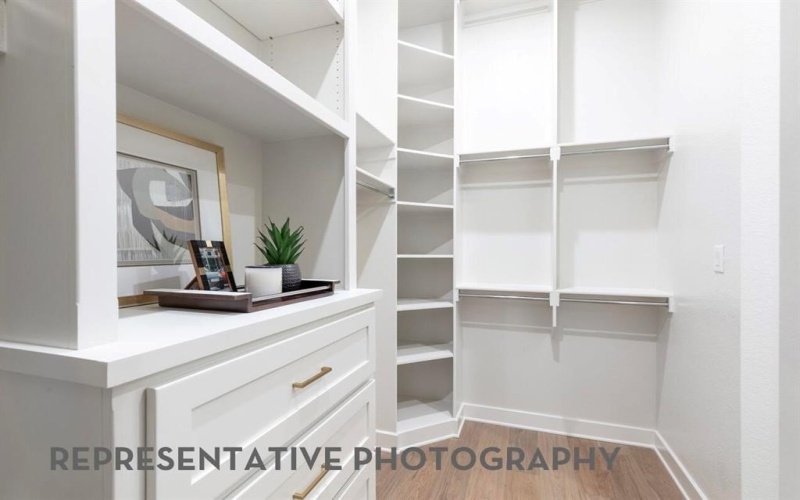 1832 Wheatgrass Lane, Flower Mound, TX 76226, 4 Bedrooms Bedrooms, ,5 BathroomsBathrooms,Residential,For Sale,1832 Wheatgrass Lane,0,21202952