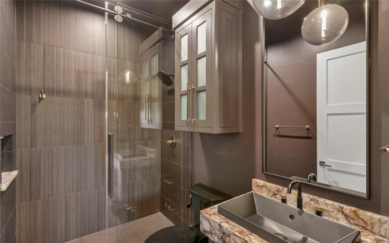 3117 Rio Grande Circle, Granbury, TX 76035, 4 Bedrooms Bedrooms, ,5 BathroomsBathrooms,Residential,For Sale,3117 Rio Grande Circle,0,21203381