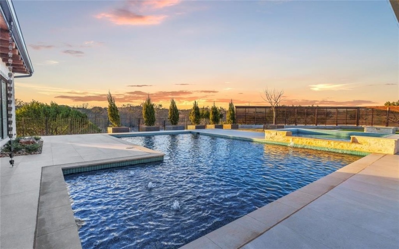 3117 Rio Grande Circle, Granbury, TX 76035, 4 Bedrooms Bedrooms, ,5 BathroomsBathrooms,Residential,For Sale,3117 Rio Grande Circle,0,21203381