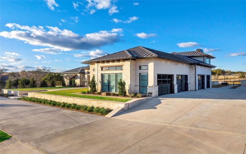 3117 Rio Grande Circle, Granbury, TX 76035, 4 Bedrooms Bedrooms, ,5 BathroomsBathrooms,Residential,For Sale,3117 Rio Grande Circle,0,21203381