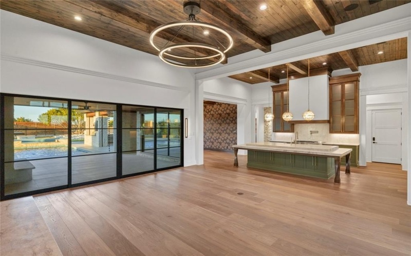 3117 Rio Grande Circle, Granbury, TX 76035, 4 Bedrooms Bedrooms, ,5 BathroomsBathrooms,Residential,For Sale,3117 Rio Grande Circle,0,21203381