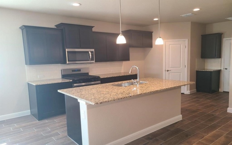 5254 CRYSTAL LAKE Avenue, Krum, TX 76249, 4 Bedrooms Bedrooms, ,2 BathroomsBathrooms,Residential,For Sale,5254 CRYSTAL LAKE Avenue,20711071