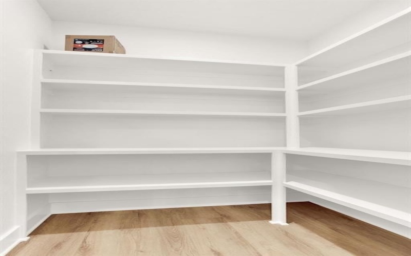 13942 Cedar Vista Lane, Tyler, TX 75704, 4 Bedrooms Bedrooms, ,3 BathroomsBathrooms,Residential,For Sale,13942 Cedar Vista Lane,0,21203891