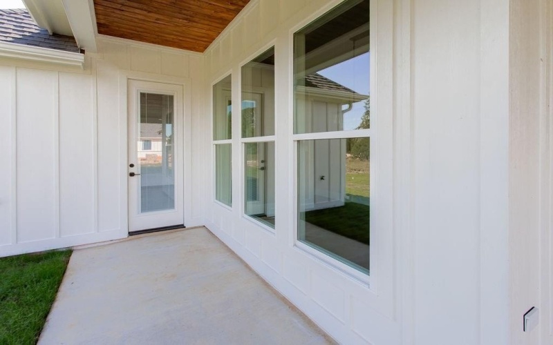 13942 Cedar Vista Lane, Tyler, TX 75704, 4 Bedrooms Bedrooms, ,3 BathroomsBathrooms,Residential,For Sale,13942 Cedar Vista Lane,0,21203891