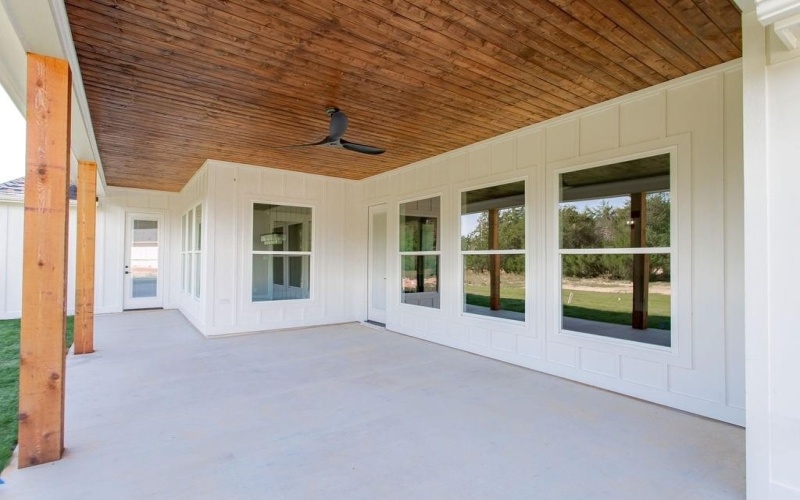 13942 Cedar Vista Lane, Tyler, TX 75704, 4 Bedrooms Bedrooms, ,3 BathroomsBathrooms,Residential,For Sale,13942 Cedar Vista Lane,0,21203891