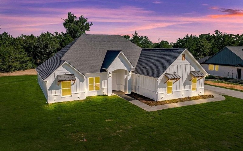 13942 Cedar Vista Lane, Tyler, TX 75704, 4 Bedrooms Bedrooms, ,3 BathroomsBathrooms,Residential,For Sale,13942 Cedar Vista Lane,0,21203891