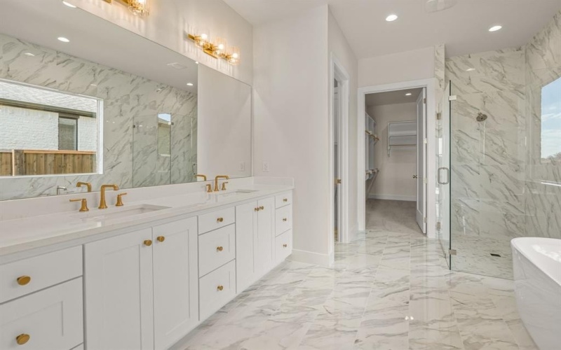 8424 Witt Street, North Richland Hills, TX 76182, 5 Bedrooms Bedrooms, ,6 BathroomsBathrooms,Residential,For Sale,8424 Witt Street,0,21203923