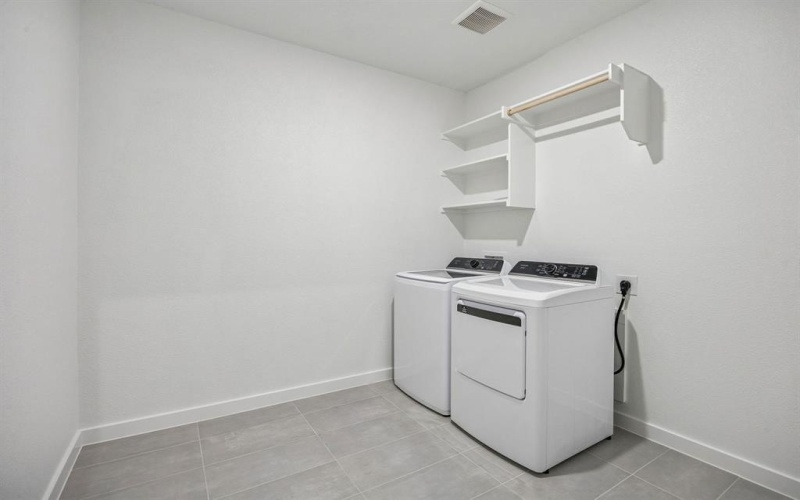 425 Hundred Acre Drive, Waxahachie, TX 75165, 5 Bedrooms Bedrooms, ,5 BathroomsBathrooms,Residential,For Sale,425 Hundred Acre Drive,0,21204166