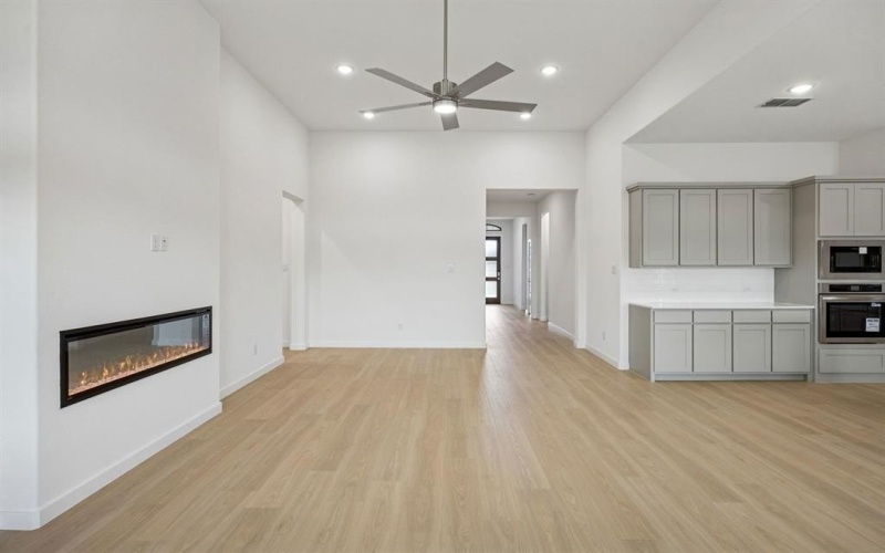 440 Hundred Acre Drive, Waxahachie, TX 75165, 4 Bedrooms Bedrooms, ,3 BathroomsBathrooms,Residential,For Sale,440 Hundred Acre Drive,0,21204192