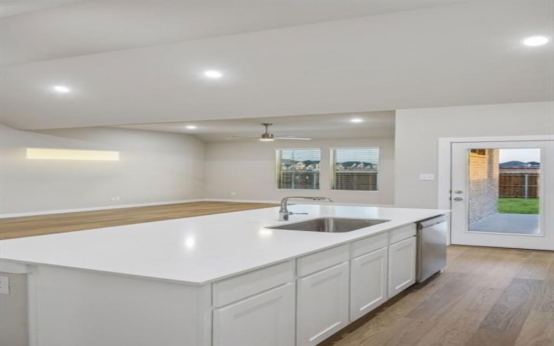 441 Hundred Acre Drive, Waxahachie, TX 75165, 5 Bedrooms Bedrooms, ,5 BathroomsBathrooms,Residential,For Sale,441 Hundred Acre Drive,0,21204212