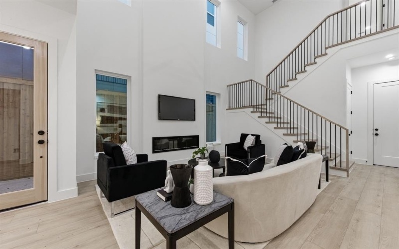 815 Bayonne Street, Dallas, TX 75212, 3 Bedrooms Bedrooms, ,2 BathroomsBathrooms,Residential,For Sale,815 Bayonne Street,0,21204248