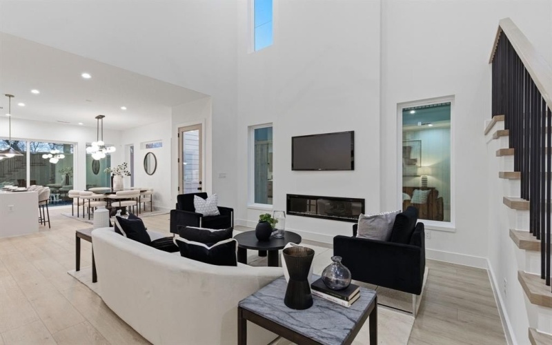 815 Bayonne Street, Dallas, TX 75212, 3 Bedrooms Bedrooms, ,2 BathroomsBathrooms,Residential,For Sale,815 Bayonne Street,0,21204248