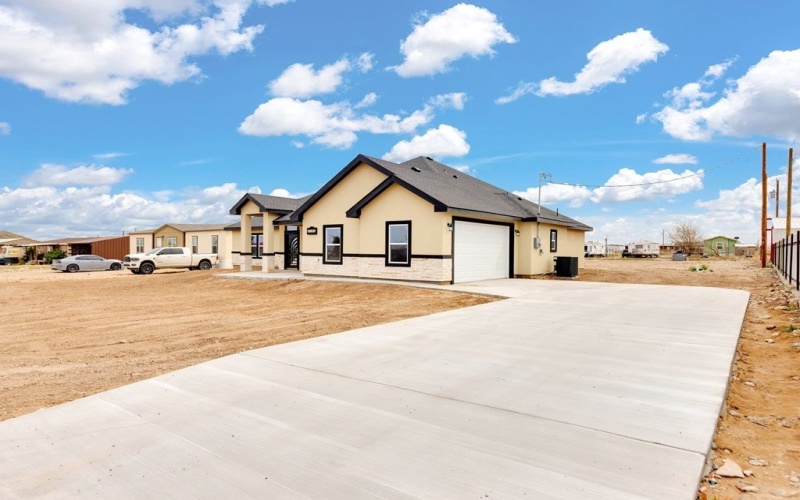 12637 W Maria, Odessa, TX 79764, 4 Bedrooms Bedrooms, ,2 BathroomsBathrooms,Residential,For Sale,12637 W Maria,0,173058