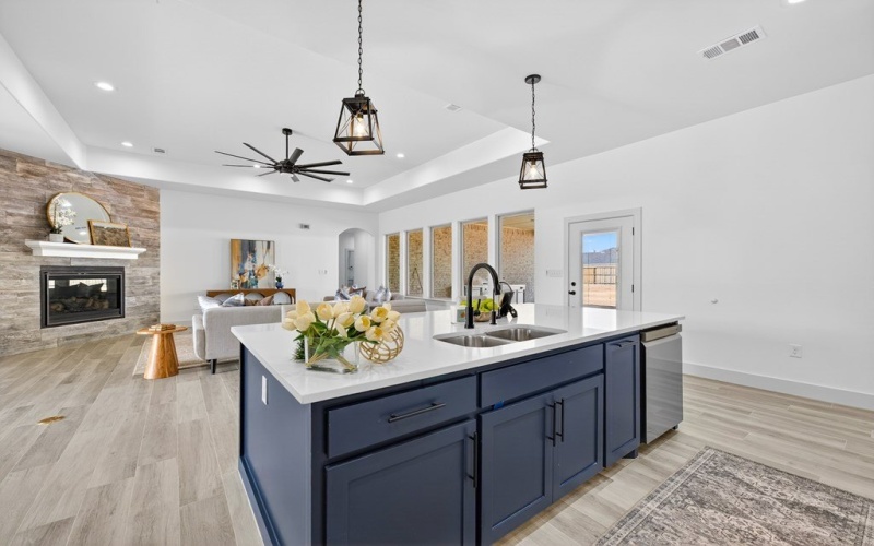 5519 E County Rd 95, Midland, TX 79706, 4 Bedrooms Bedrooms, ,3 BathroomsBathrooms,Residential,For Sale,5519 E County Rd 95,0,50093464