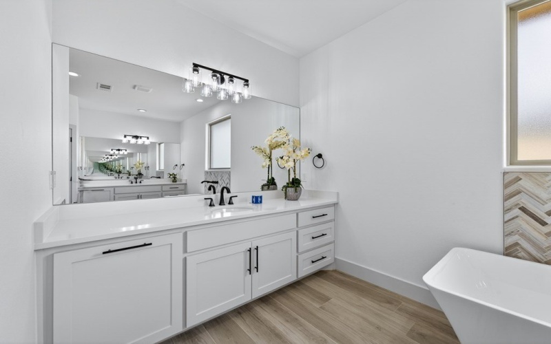 5519 E County Rd 95, Midland, TX 79706, 4 Bedrooms Bedrooms, ,3 BathroomsBathrooms,Residential,For Sale,5519 E County Rd 95,0,50093464