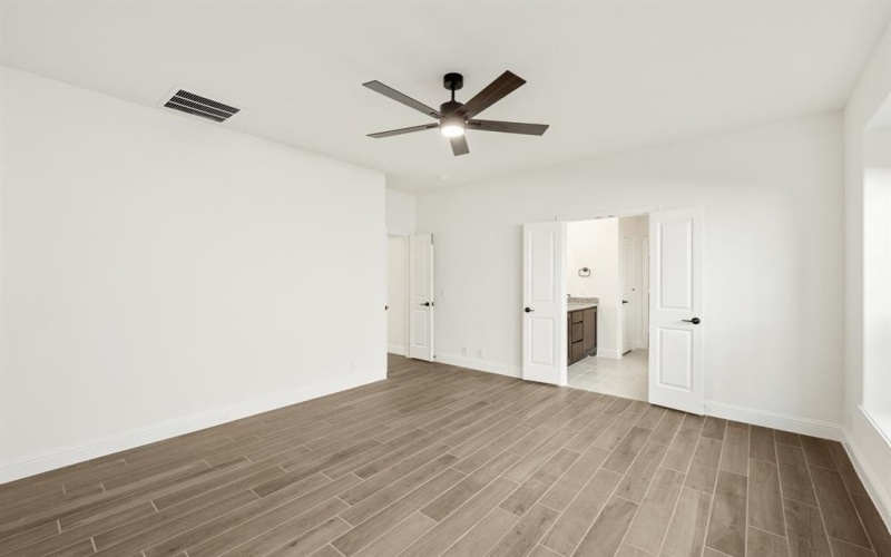 112 Greenback Trail, Fort Worth, TX 76131, 5 Habitaciones Habitaciones , ,3 BañosBaños,Residential,En Venta,112 Greenback Trail,20711274