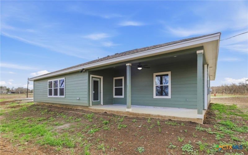 604 Mustang Circle, Nixon, TX 78140, 3 Habitaciones Habitaciones , ,2 BañosBaños,Residential,En Venta,604 Mustang Circle,0,606748