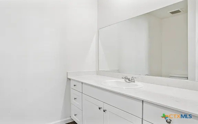 152 Mullen, Taylor, TX 76574, 3 Habitaciones Habitaciones , ,2 BañosBaños,Residential,En Venta,152 Mullen,0,606858