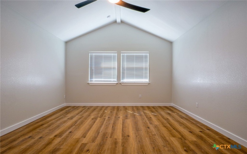 301 Cedarhill Drive, Granite Shoals, TX 78654, 3 Habitaciones Habitaciones , ,2 BañosBaños,Residential,En Venta,301 Cedarhill Drive,0,606877