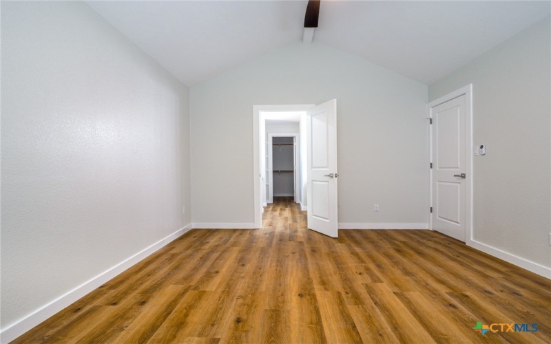 301 Cedarhill Drive, Granite Shoals, TX 78654, 3 Habitaciones Habitaciones , ,2 BañosBaños,Residential,En Venta,301 Cedarhill Drive,0,606877