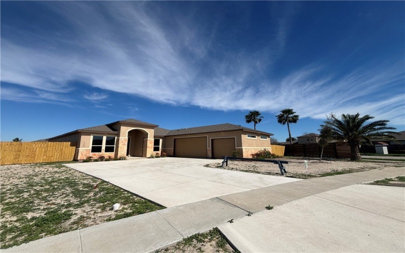 7730 Sunset Cove Drive, Corpus Christi, TX 78414, 4 Bedrooms Bedrooms, ,3 BathroomsBathrooms,Residential,For Sale,7730 Sunset Cove Drive,0,473067