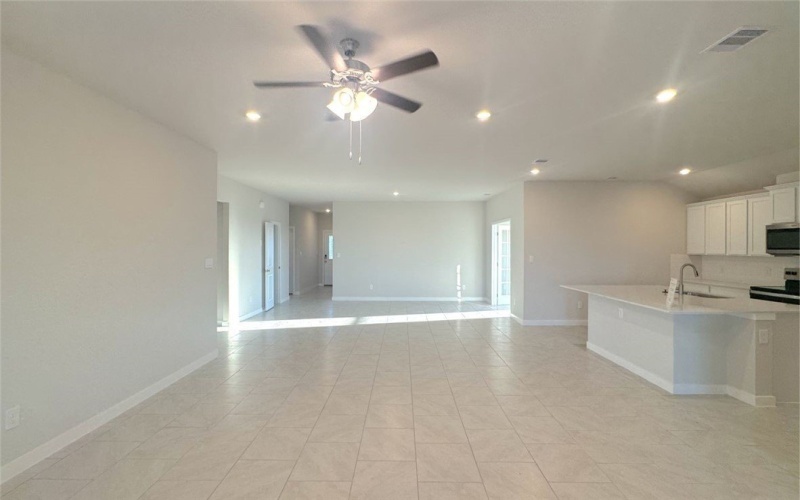 865 Fisher's Island Circle, Corpus Christi, TX 78415, 5 Bedrooms Bedrooms, ,3 BathroomsBathrooms,Residential,For Sale,865 Fisher's Island Circle,0,473125