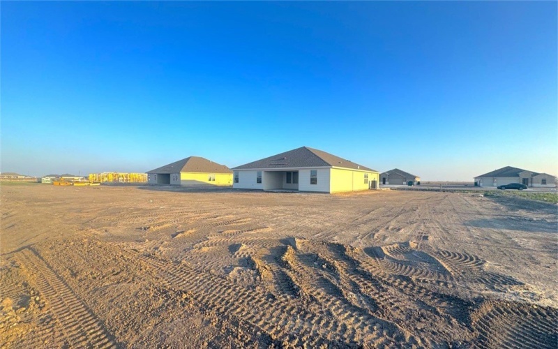 865 Fisher's Island Circle, Corpus Christi, TX 78415, 5 Bedrooms Bedrooms, ,3 BathroomsBathrooms,Residential,For Sale,865 Fisher's Island Circle,0,473125