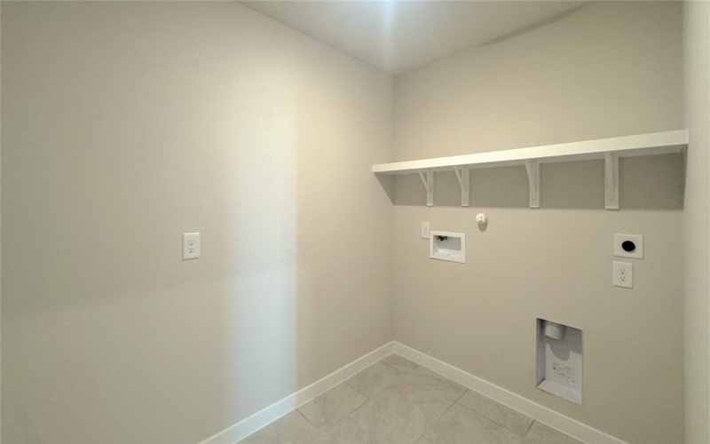 865 Fisher's Island Circle, Corpus Christi, TX 78415, 5 Bedrooms Bedrooms, ,3 BathroomsBathrooms,Residential,For Sale,865 Fisher's Island Circle,0,473125