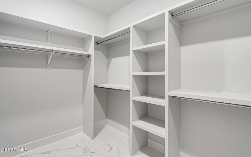 2394 ENCHANTED KNOLL Lane, El Paso, TX 79911, 4 Bedrooms Bedrooms, ,1 BathroomBathrooms,Residential,For Sale,2394 ENCHANTED KNOLL Lane,0,939968