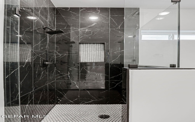 2394 ENCHANTED KNOLL Lane, El Paso, TX 79911, 4 Bedrooms Bedrooms, ,1 BathroomBathrooms,Residential,For Sale,2394 ENCHANTED KNOLL Lane,0,939968