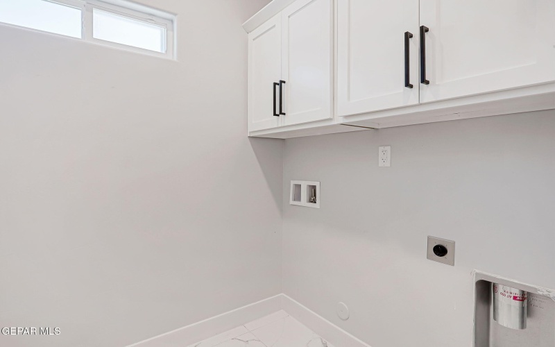 2394 ENCHANTED KNOLL Lane, El Paso, TX 79911, 4 Bedrooms Bedrooms, ,1 BathroomBathrooms,Residential,For Sale,2394 ENCHANTED KNOLL Lane,0,939968