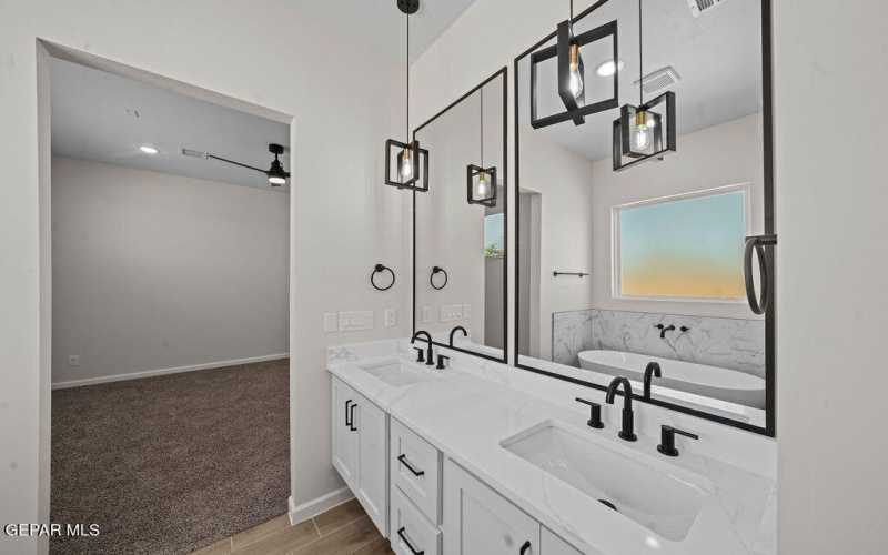 1417 DYLAN Place, El Paso, TX 79928, 3 Bedrooms Bedrooms, ,3 BathroomsBathrooms,Residential,For Sale,1417 DYLAN Place,0,939975