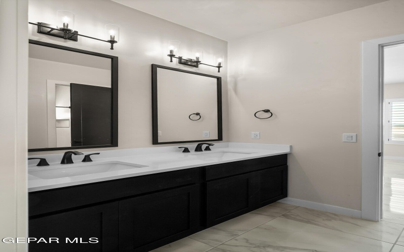 14497 Dune Flower Parkway, Horizon City, TX 79928, 4 Bedrooms Bedrooms, ,3 BathroomsBathrooms,Residential,For Sale,14497 Dune Flower Parkway,0,940001