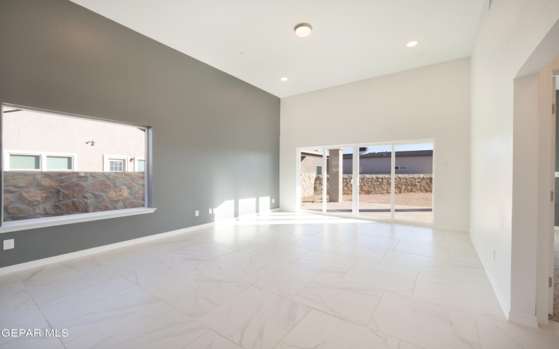 135 Windmill Street, Santa Teresa, NM 88008, 3 Habitaciones Habitaciones , ,2 BañosBaños,Residential,En Venta,135 Windmill Street,0,940033