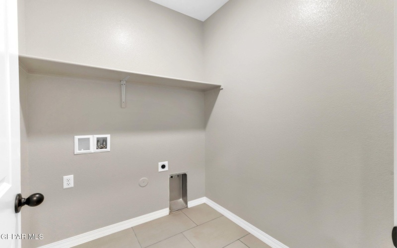 1644 Folkstone Street, El Paso, TX 79928, 4 Bedrooms Bedrooms, ,1 BathroomBathrooms,Residential,For Sale,1644 Folkstone Street,0,940041