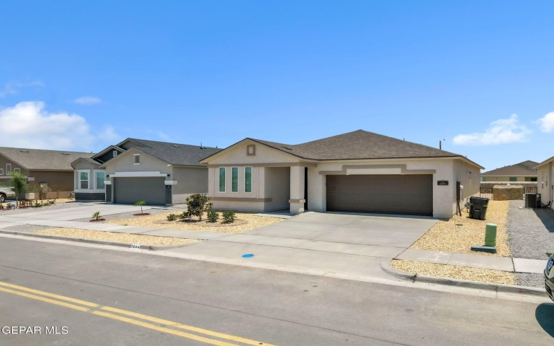 1644 Folkstone Street, El Paso, TX 79928, 4 Bedrooms Bedrooms, ,1 BathroomBathrooms,Residential,For Sale,1644 Folkstone Street,0,940041