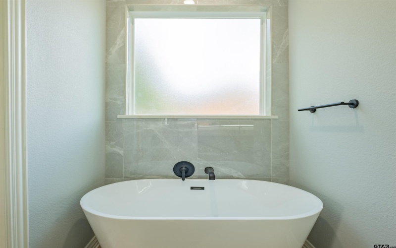 1003 Karen Dr, Lindale, TX 75771, 3 Habitaciones Habitaciones , ,2 BañosBaños,Residential,En Venta,1003 Karen Dr,0,26003429