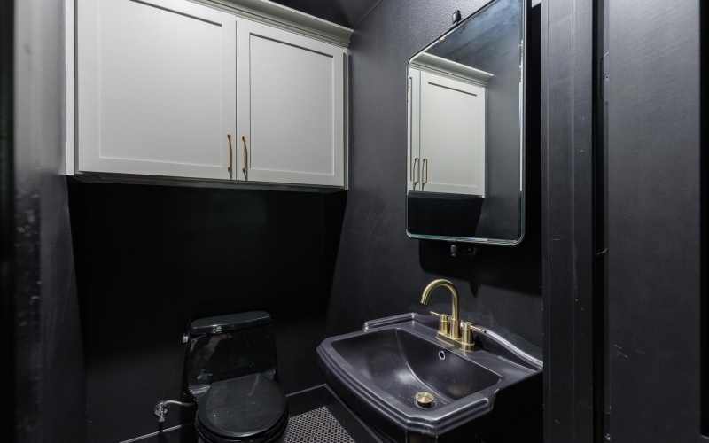 2001 Granite Cv, Kingsland, TX 78639, 5 Habitaciones Habitaciones , ,3 BañosBaños,Residential,En Venta,2001 Granite Cv,0,175978