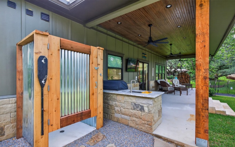 2001 Granite Cv, Kingsland, TX 78639, 5 Habitaciones Habitaciones , ,3 BañosBaños,Residential,En Venta,2001 Granite Cv,0,175978