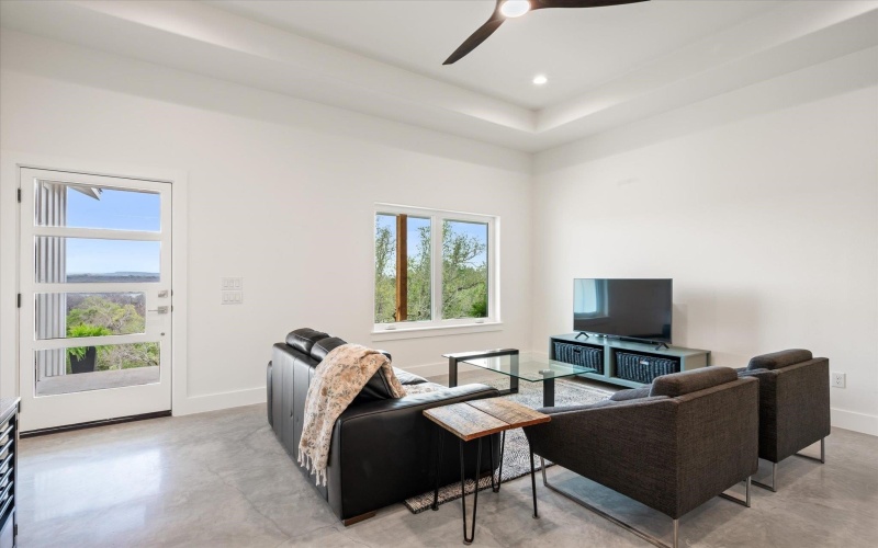 405 Taylor Drive, Marble Falls, TX 78657, 3 Habitaciones Habitaciones , ,2 BañosBaños,Residential,En Venta,405 Taylor Drive,0,176914