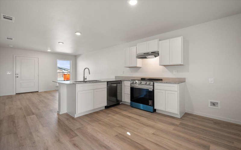 5509 Smith Street, Lubbock, TX 79416, 2 Habitaciones Habitaciones , ,2 BañosBaños,Residential,En Venta,5509 Smith Street,0,202601627