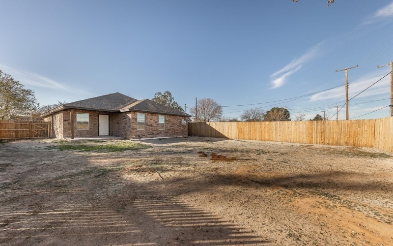 110 79th Street, Lubbock, TX 79404, 4 Habitaciones Habitaciones , ,2 BañosBaños,Residential,En Venta,110 79th Street,0,202603204