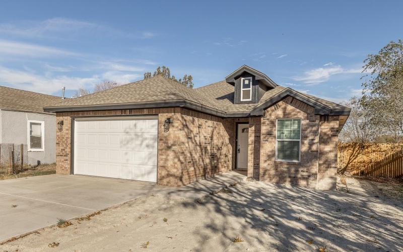 110 79th Street, Lubbock, TX 79404, 4 Habitaciones Habitaciones , ,2 BañosBaños,Residential,En Venta,110 79th Street,0,202603204