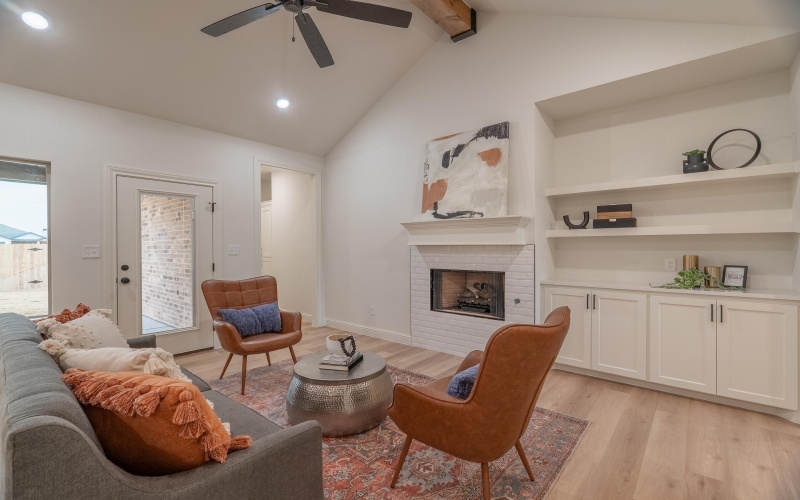 6913 14th Street, Lubbock, TX 79416, 3 Habitaciones Habitaciones , ,2 BañosBaños,Residential,En Venta,6913 14th Street,0,202603226