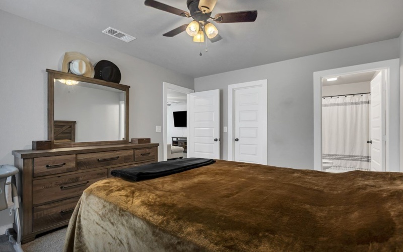 2 Maverick Dr, Odessa, TX 79765, 2 Bedrooms Bedrooms, ,2 BathroomsBathrooms,Residential,For Sale,2 Maverick Dr,0,173077