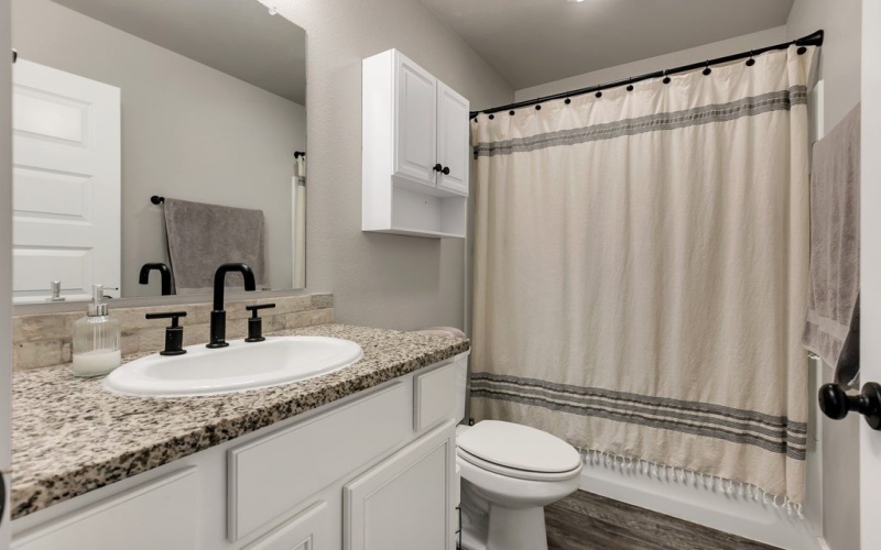 2 Maverick Dr, Odessa, TX 79765, 2 Bedrooms Bedrooms, ,2 BathroomsBathrooms,Residential,For Sale,2 Maverick Dr,0,173077